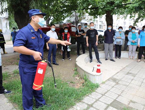 學(xué)?；馂奶由械奈宸N錯誤行為