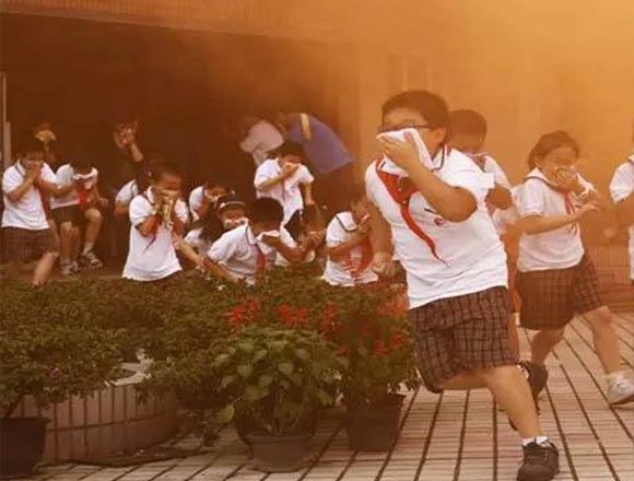 導致學(xué)?；馂陌l(fā)生的9個(gè)主要原因